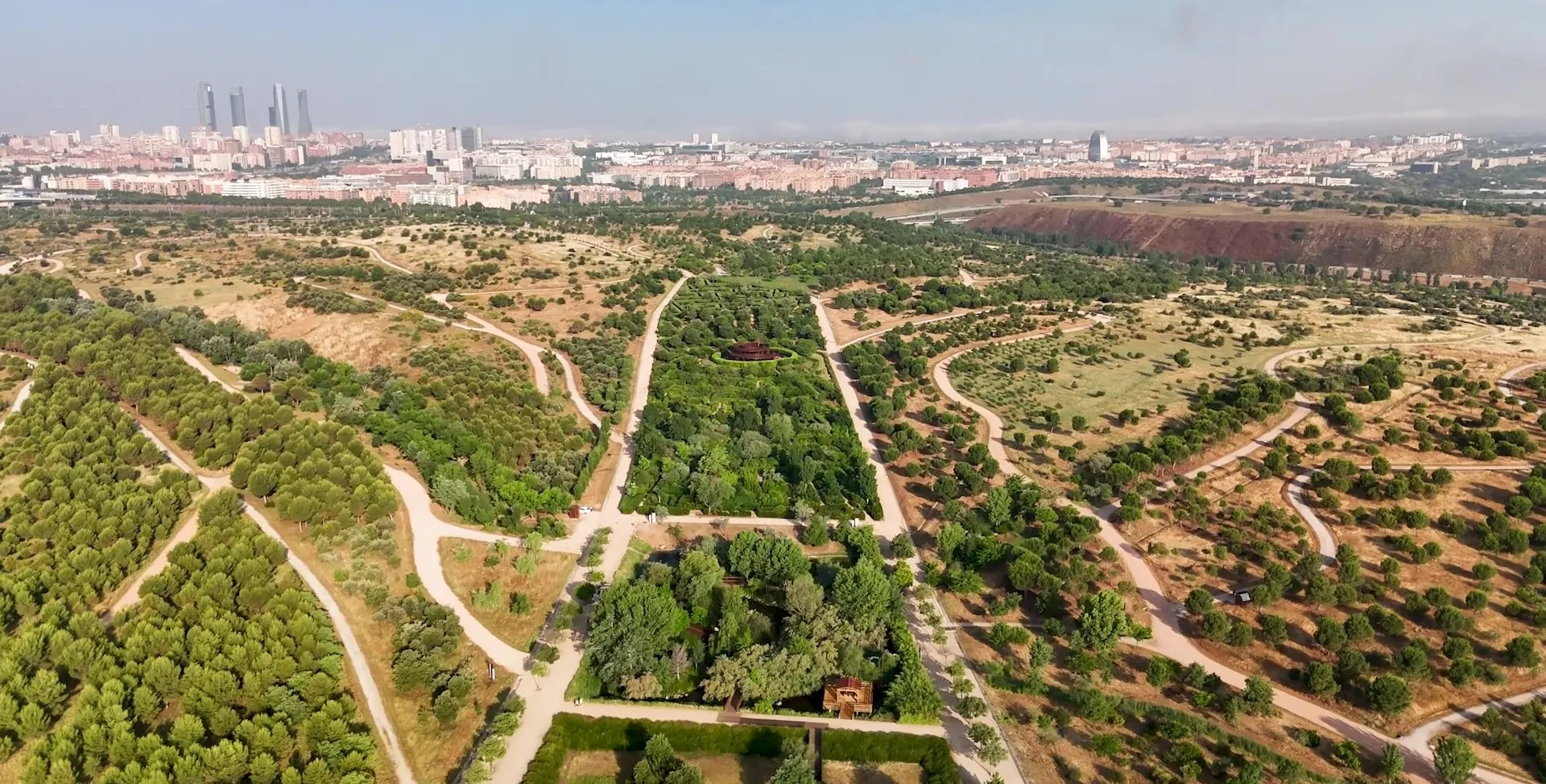 Parque Forestal Valdebebas-Felipe VI y Parque Princesa Leonor — foto 1